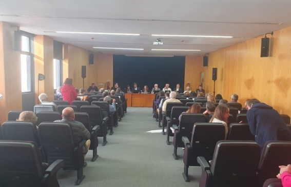 Reunião de Câmara realizou-se em Custóias