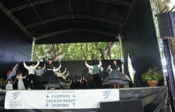 VIII Festival da Primavera realizou-se este domingo no Largo do Souto