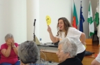 SEMANA «VIVER COM SAÚDE» EM GUIFÕES - YOGA DO RISO